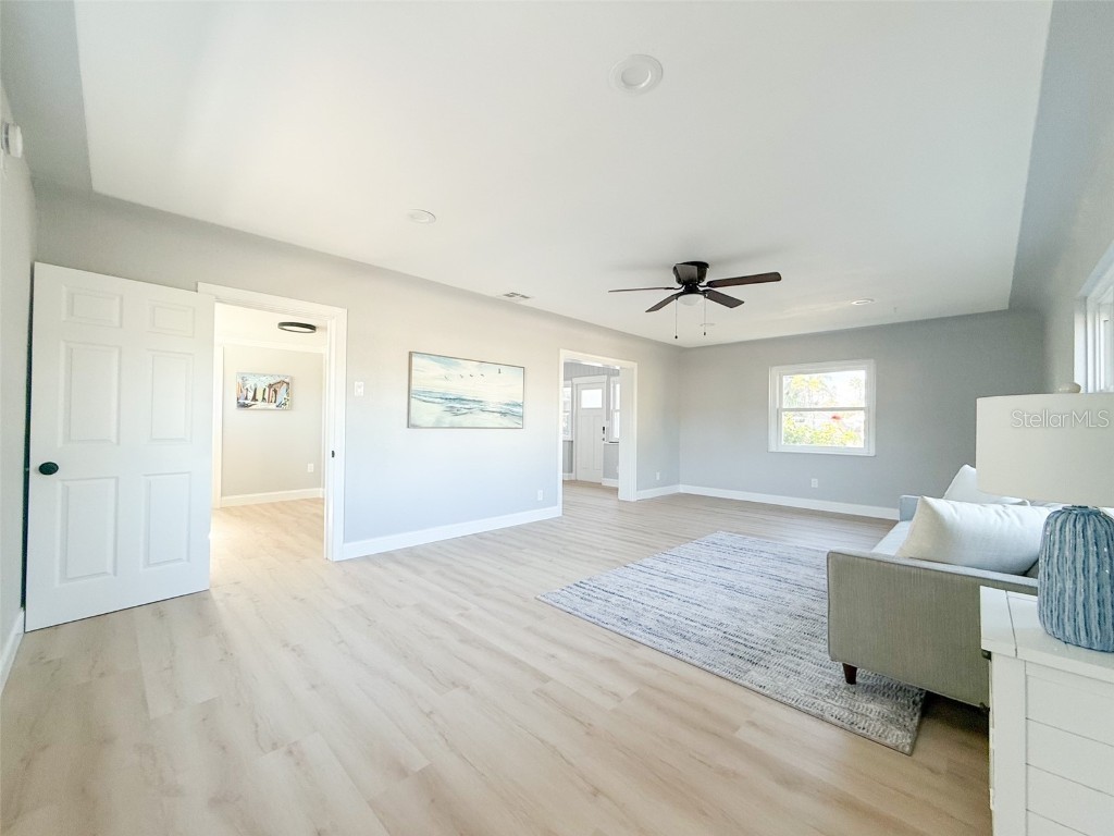 13290 3rd Street E Madeira Beach FL 33708 W7879606 image13