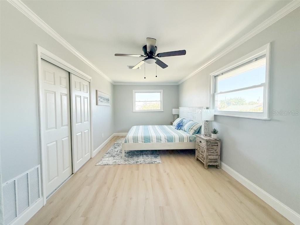 13290 3rd Street E Madeira Beach FL 33708 W7879606 image21