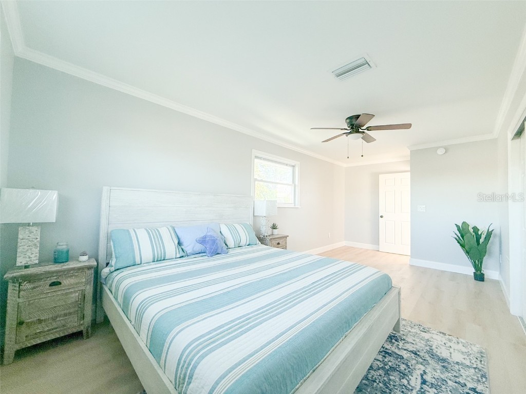 13290 3rd Street E Madeira Beach FL 33708 W7879606 image22