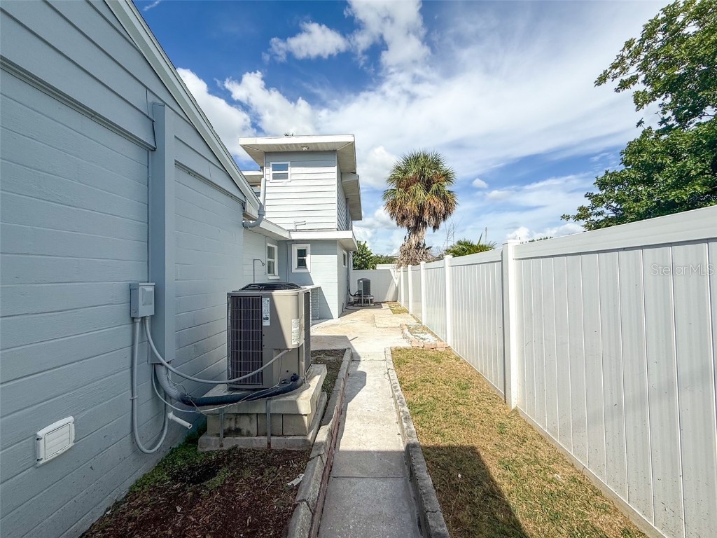 13290 3rd Street E Madeira Beach FL 33708 W7879606 image33