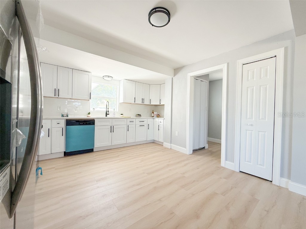 13290 3rd Street E Madeira Beach FL 33708 W7879606 image4