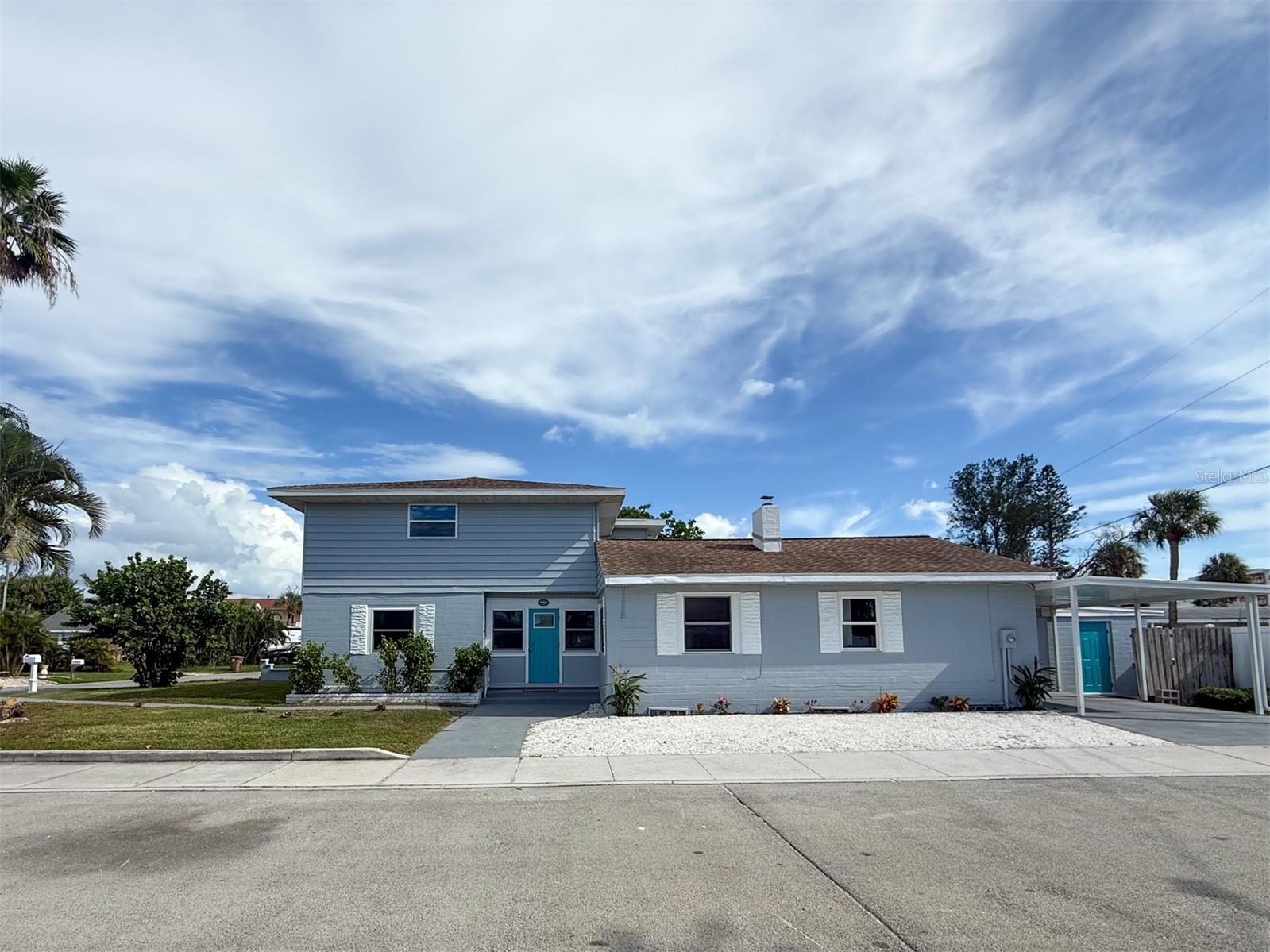 13290 3rd Street E Madeira Beach FL 33708 W7887076 image1