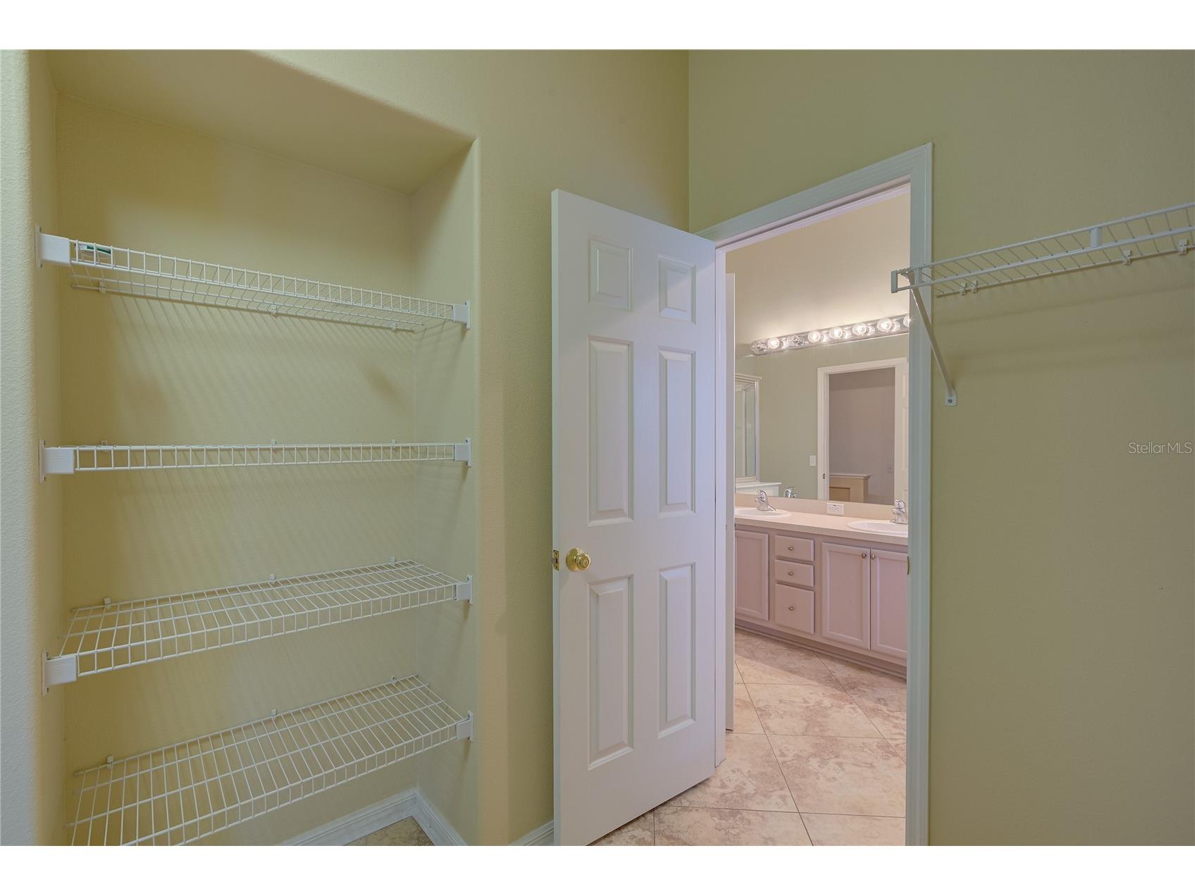 13298 Thoroughbred Loop Largo FL 33773 TB8522026 image16