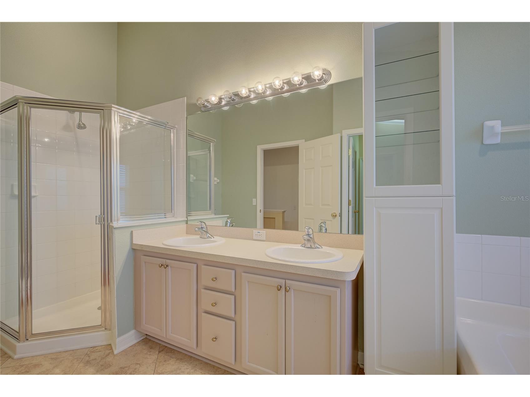 13298 Thoroughbred Loop Largo FL 33773 TB8522026 image18