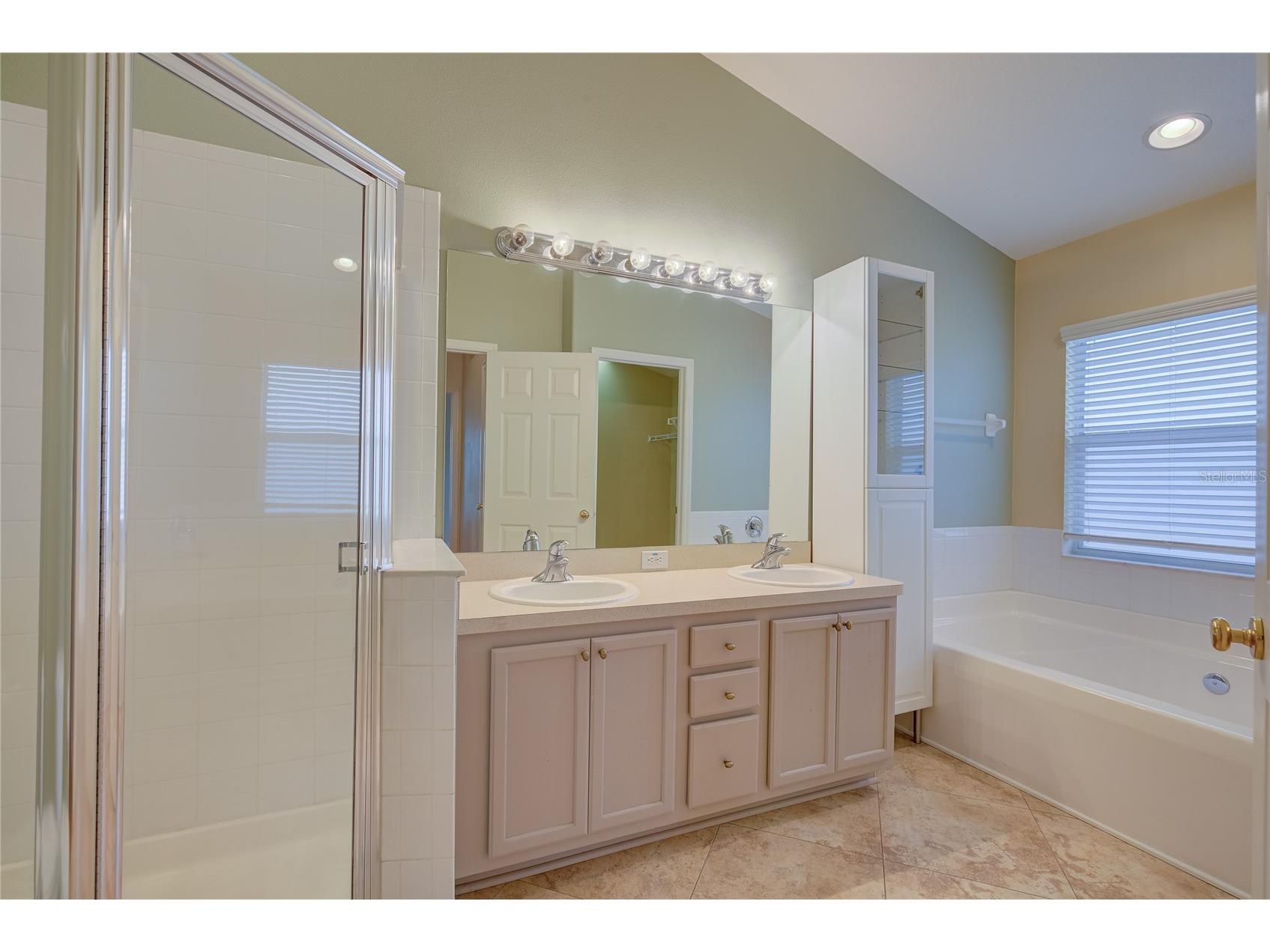 13298 Thoroughbred Loop Largo FL 33773 TB8522026 image20