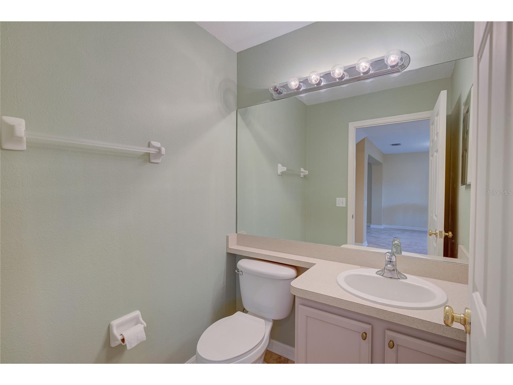 13298 Thoroughbred Loop Largo FL 33773 TB8522026 image9