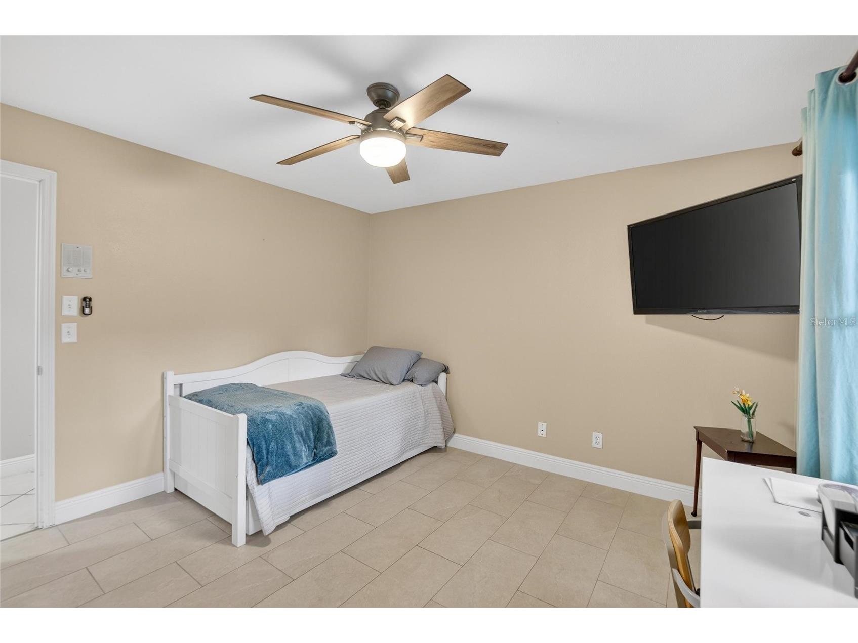 133 Barrington Drive Brandon FL 33511 TB8465143 image40
