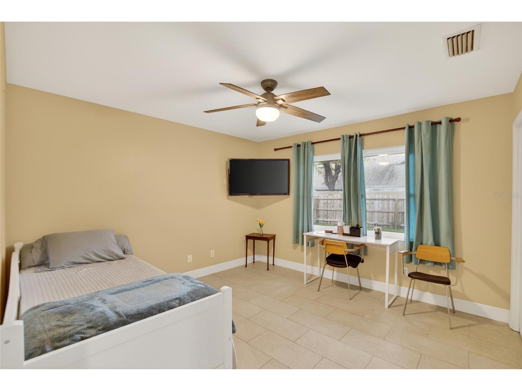 133 Barrington Drive Brandon FL 33511 TB8465143 image41