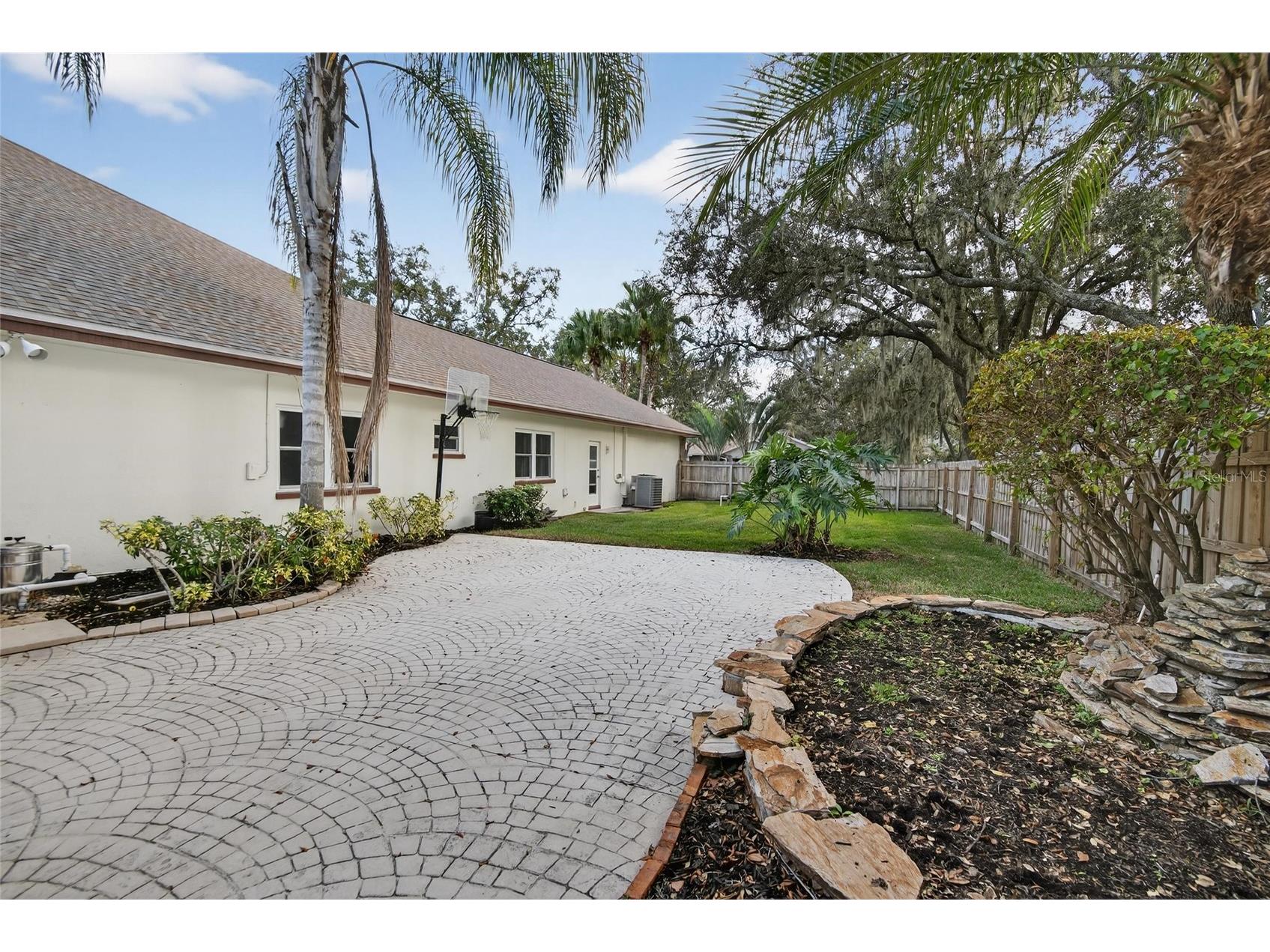 133 Barrington Drive Brandon FL 33511 TB8465143 image69