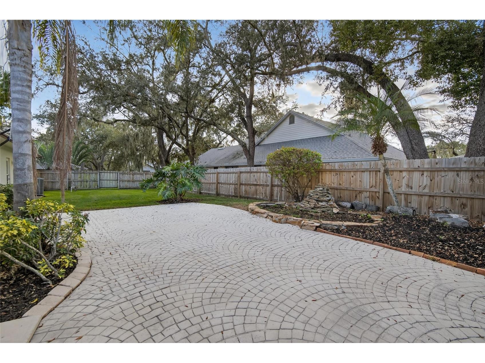 133 Barrington Drive Brandon FL 33511 TB8465143 image70