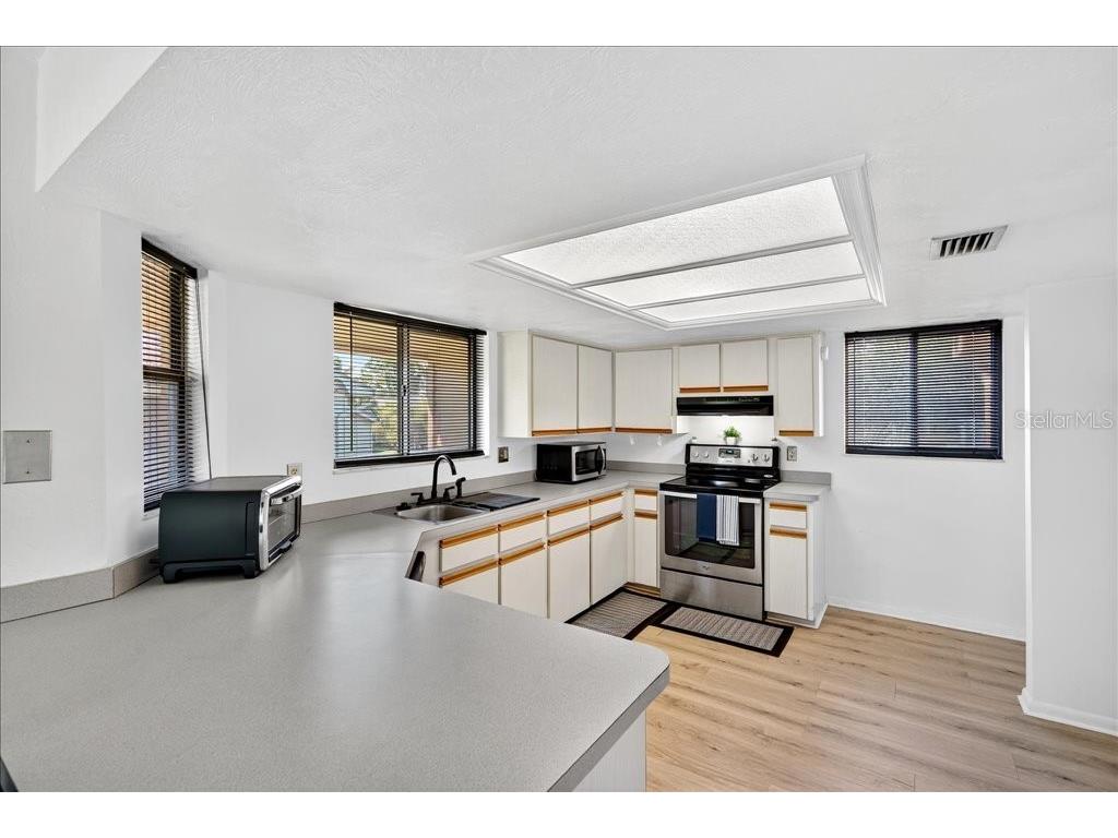 133 Blue Heron Drive #D Daytona Beach FL 32119 FC310736 image12