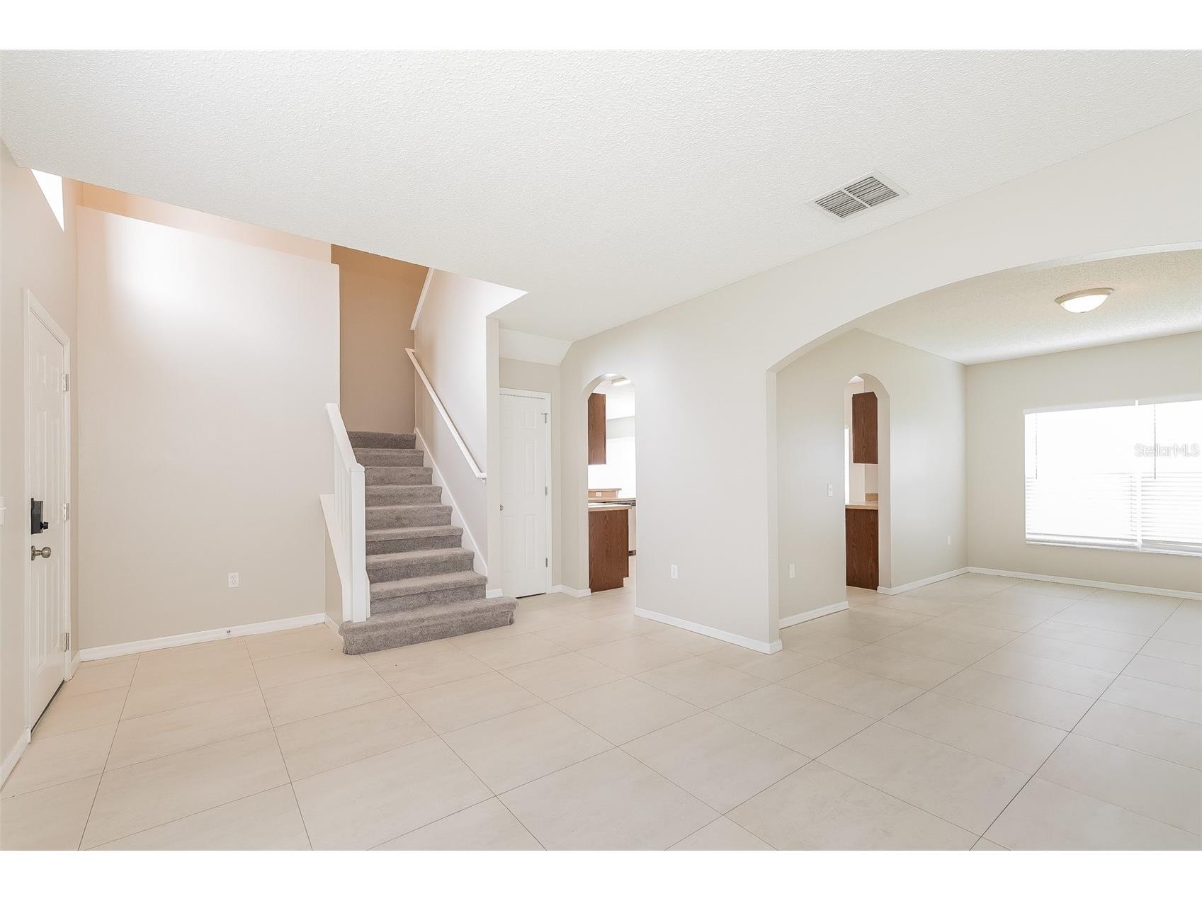 133 Carlisle Court Kissimmee FL 34758 O6398584 image2