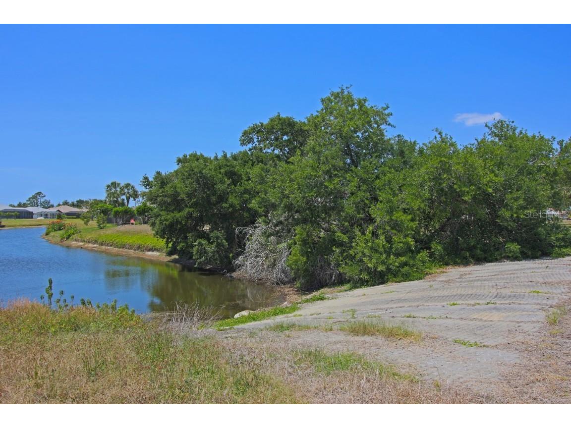 133 Fairway Road Rotonda West FL 33947 C7509174 image12