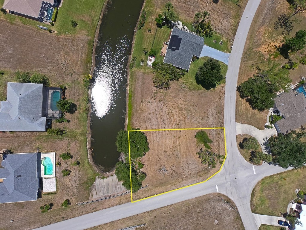 133 Fairway Road Rotonda West FL 33947 C7509174 image5