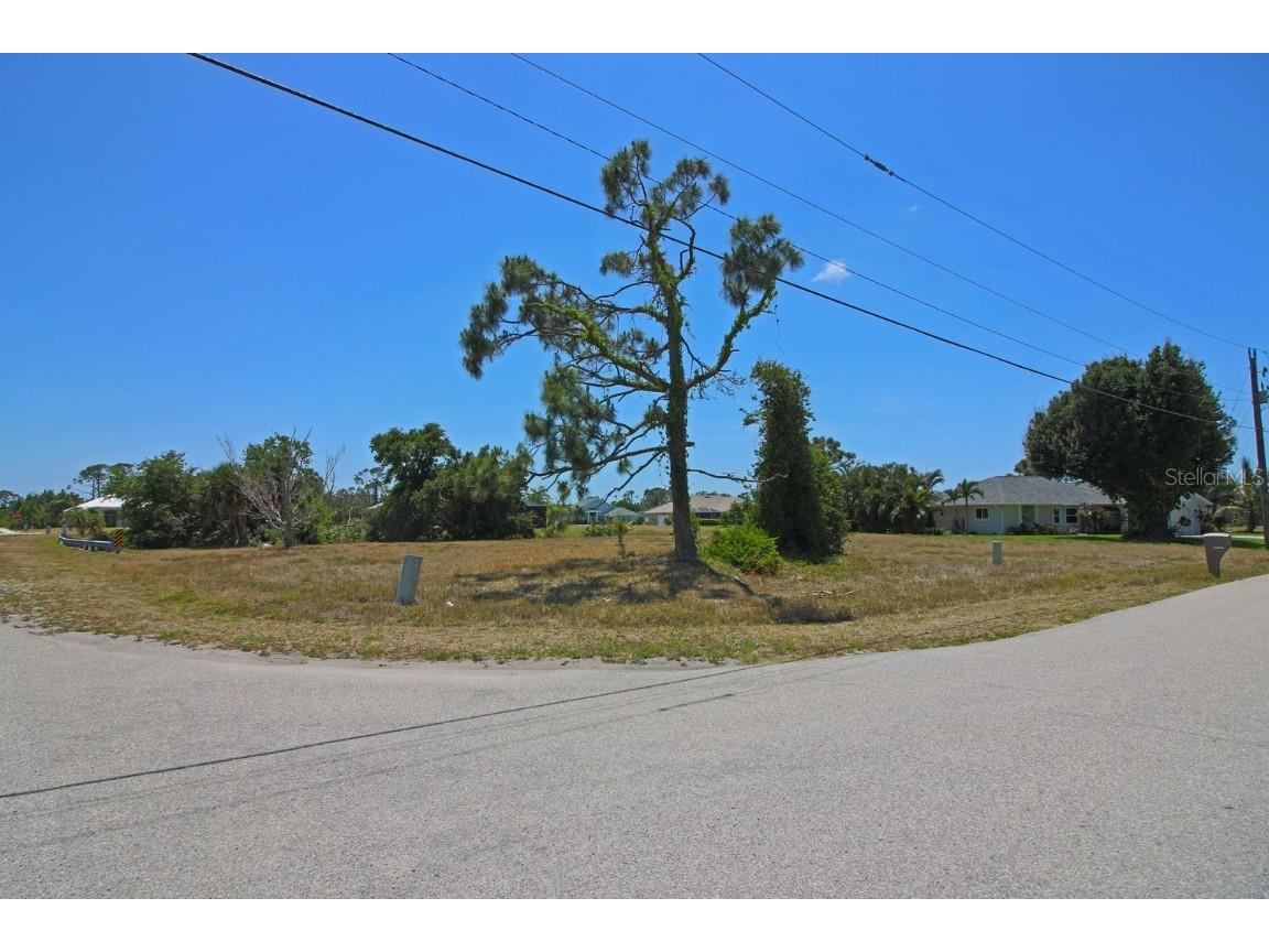 133 Fairway Road Rotonda West FL 33947 C7509174 image6