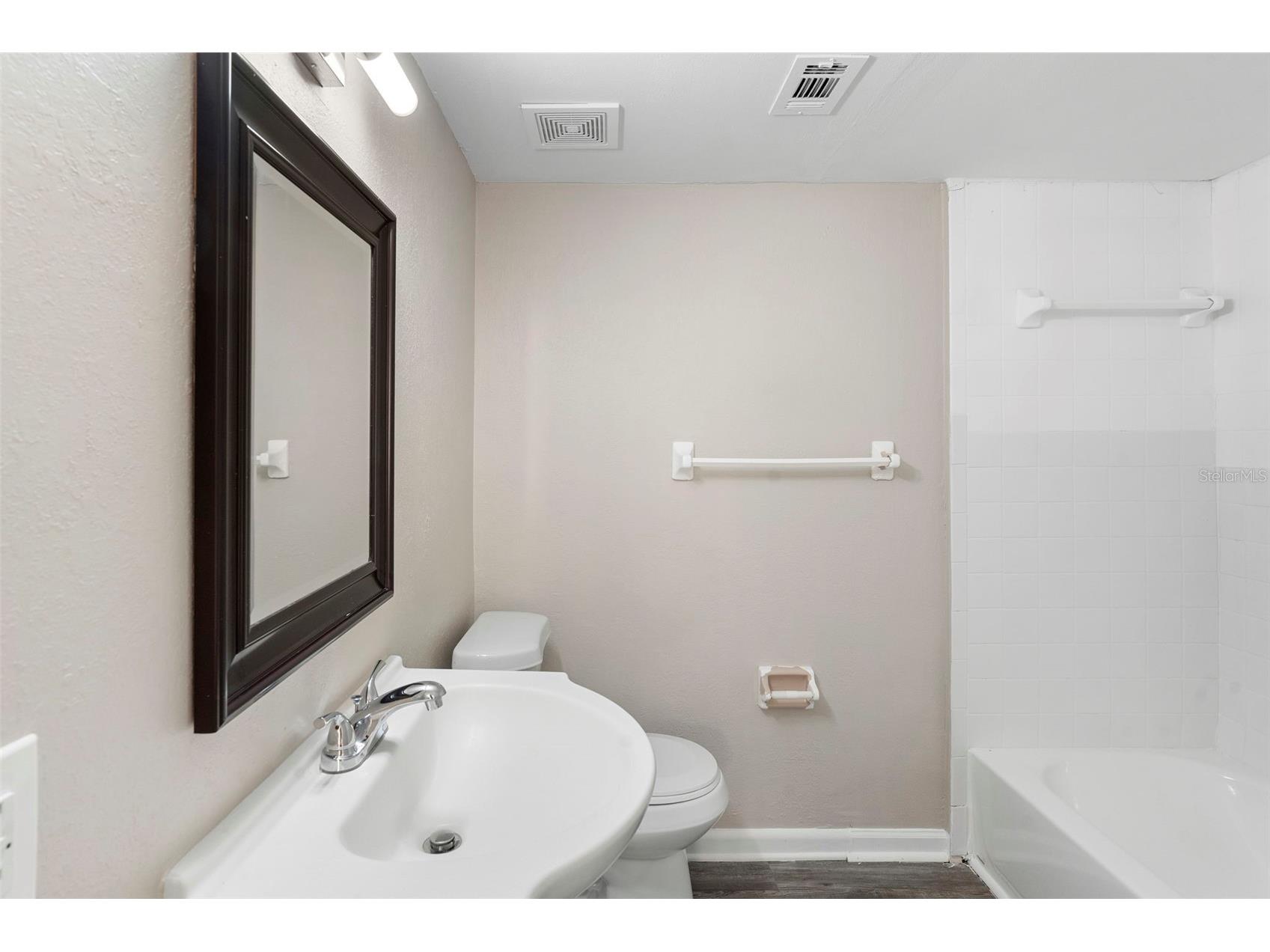 133 Forest Lane Orange City FL 32763 V4946939 image42