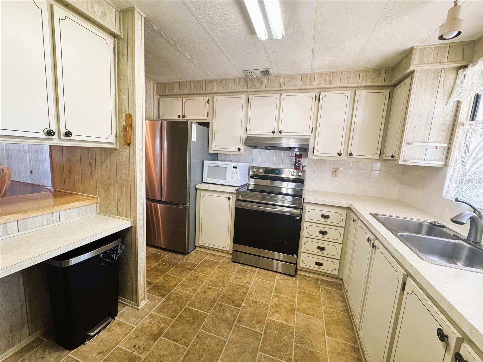 133 Hibiscus Way Leesburg FL 34748 R4910716 image6