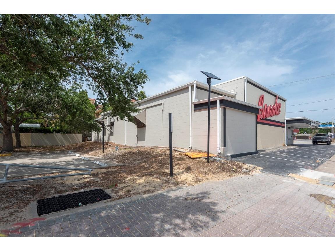 133 Main Street E Daytona Beach FL 32118 - HALIFAX RIVER V4942306 image10