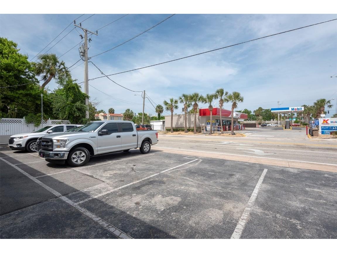 133 Main Street E Daytona Beach FL 32118 - HALIFAX RIVER V4942306 image12