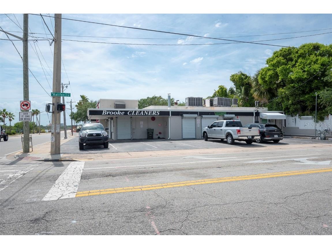 133 Main Street E Daytona Beach FL 32118 - HALIFAX RIVER V4942306 image14