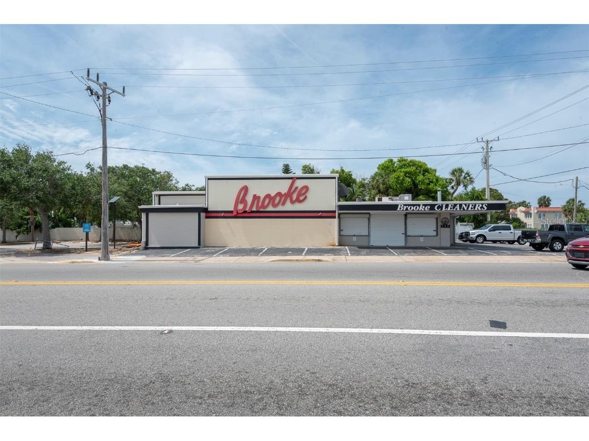 133 Main Street E Daytona Beach FL 32118 - HALIFAX RIVER V4942306 image3