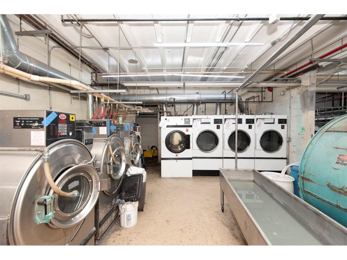 133 Main Street E Daytona Beach FL 32118 - HALIFAX RIVER V4942306 image31