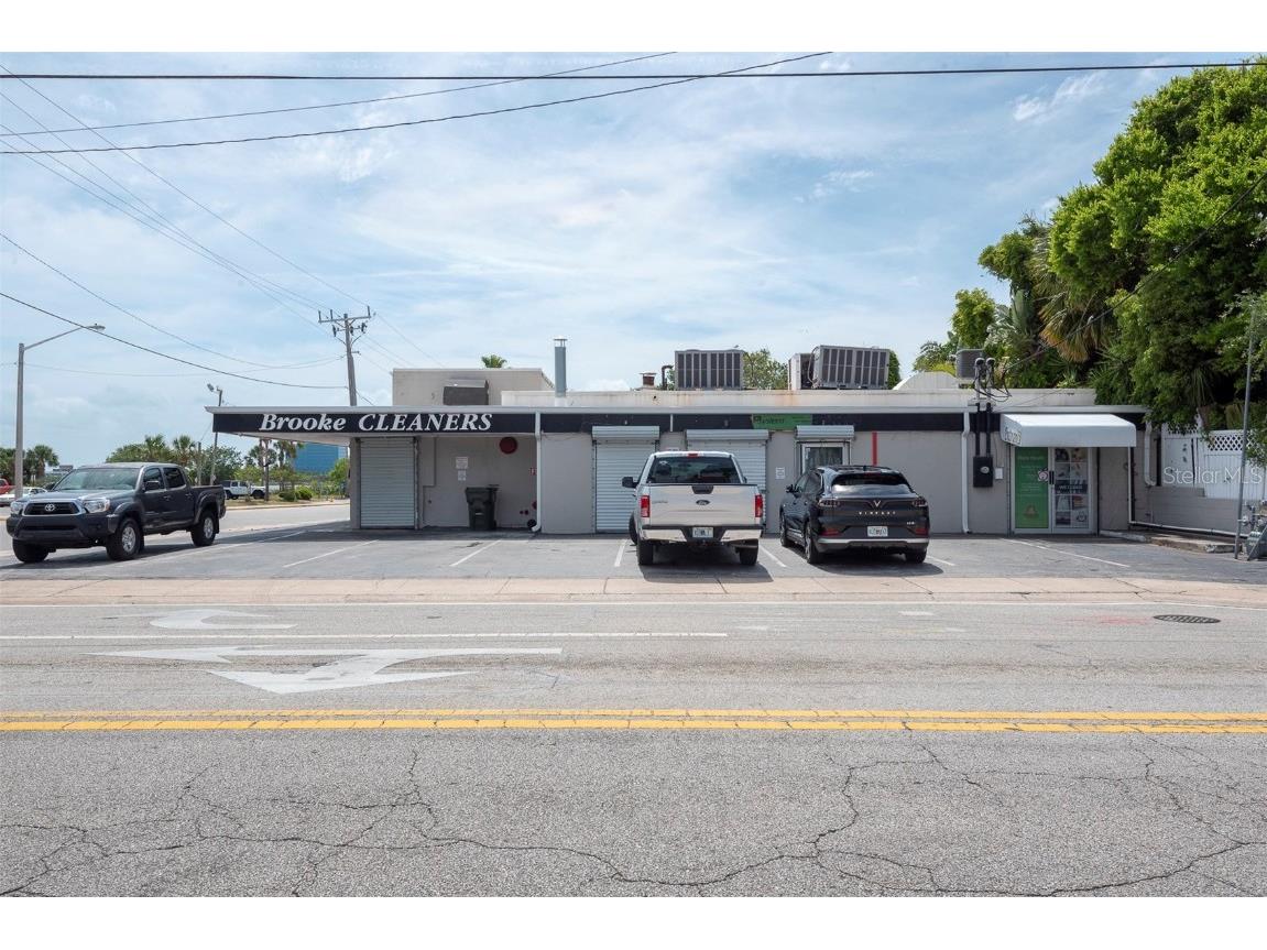 133 Main Street E Daytona Beach FL 32118 - HALIFAX RIVER V4942306 image6