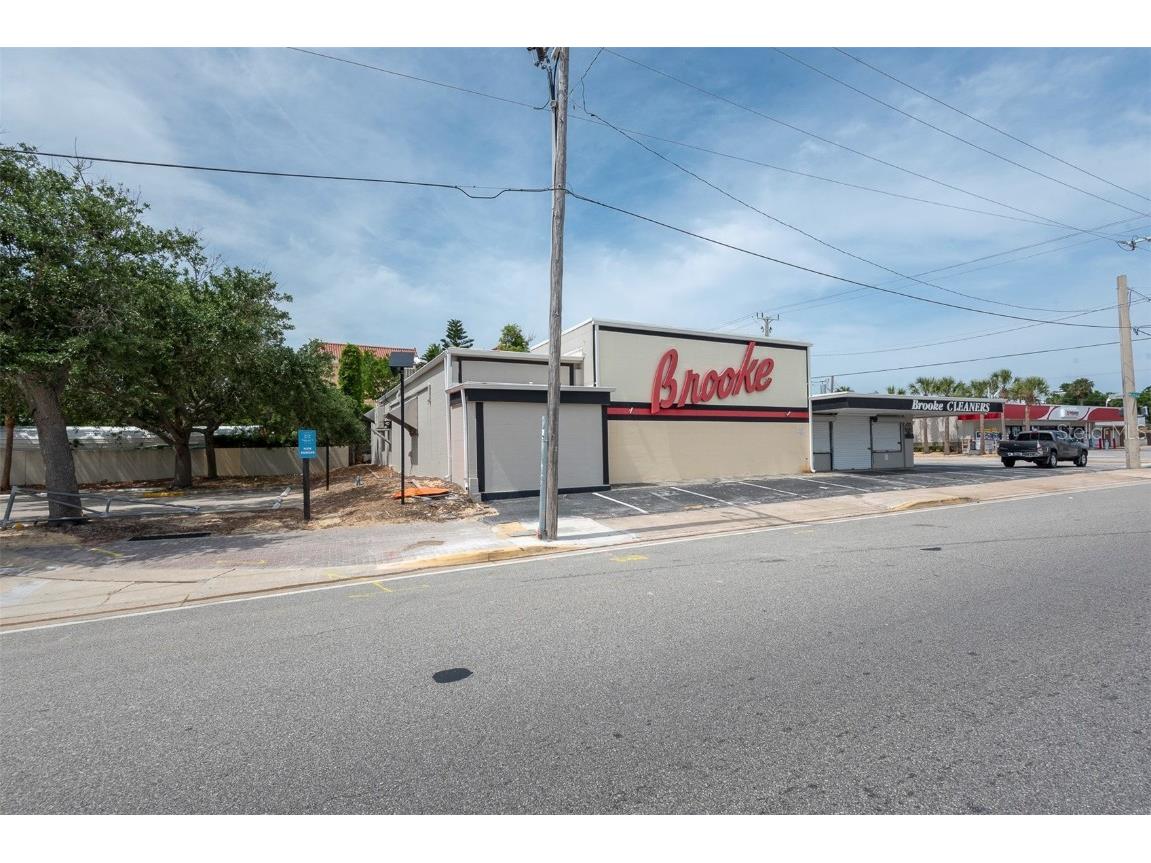 133 Main Street E Daytona Beach FL 32118 - HALIFAX RIVER V4942306 image7