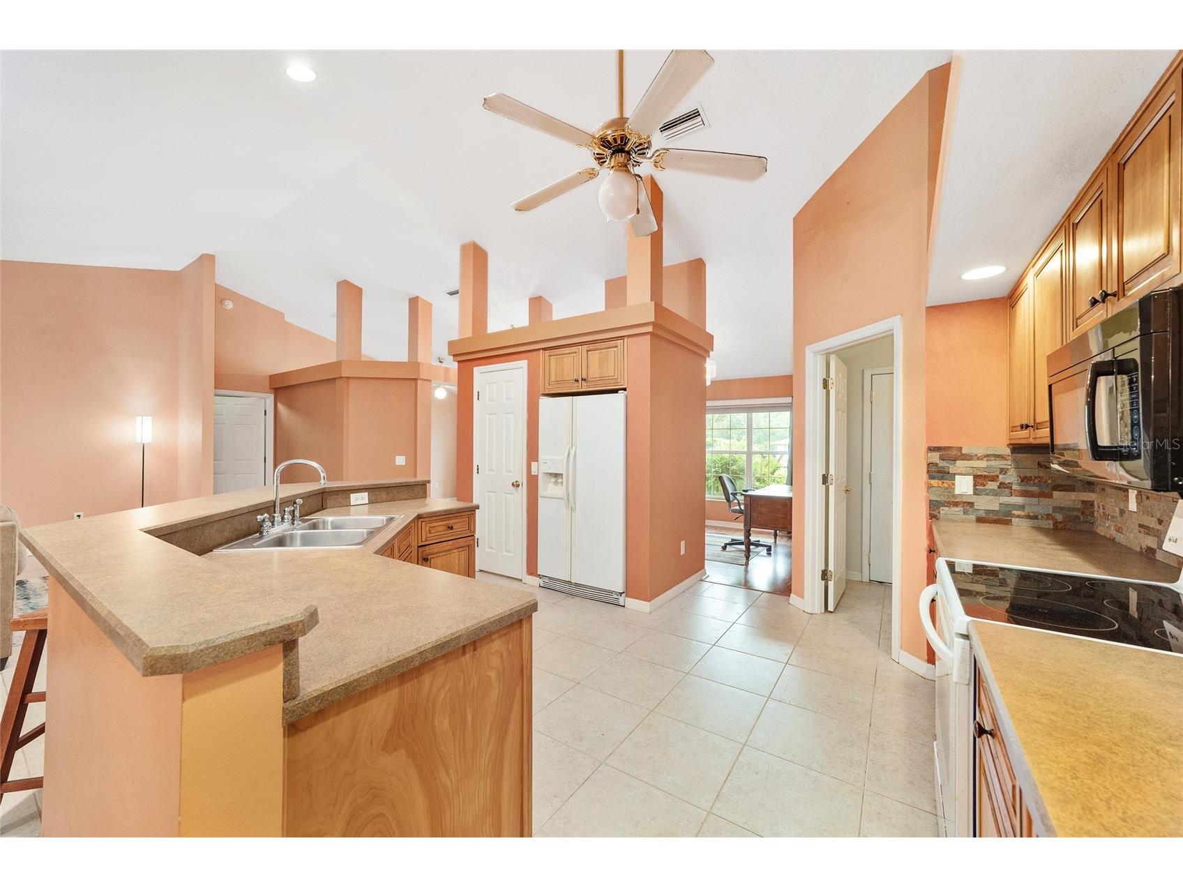 133 N Mcgowan Crystal River FL 34429 W7887784 image25