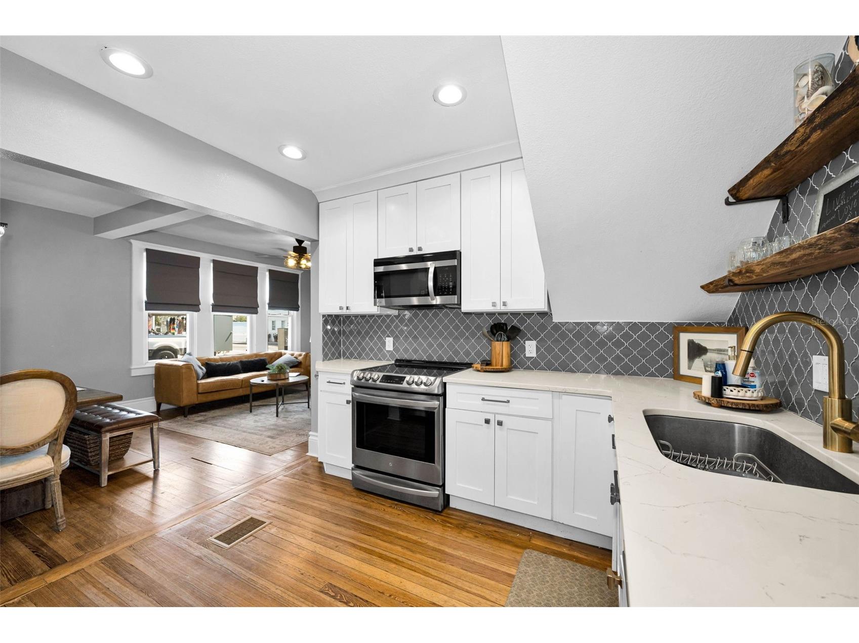 133 N Pinellas Avenue Tarpon Springs FL 34689 W7883780 image24