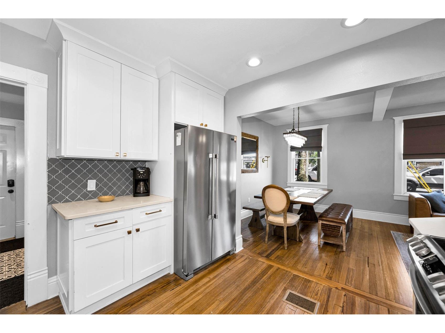 133 N Pinellas Avenue Tarpon Springs FL 34689 W7883780 image25