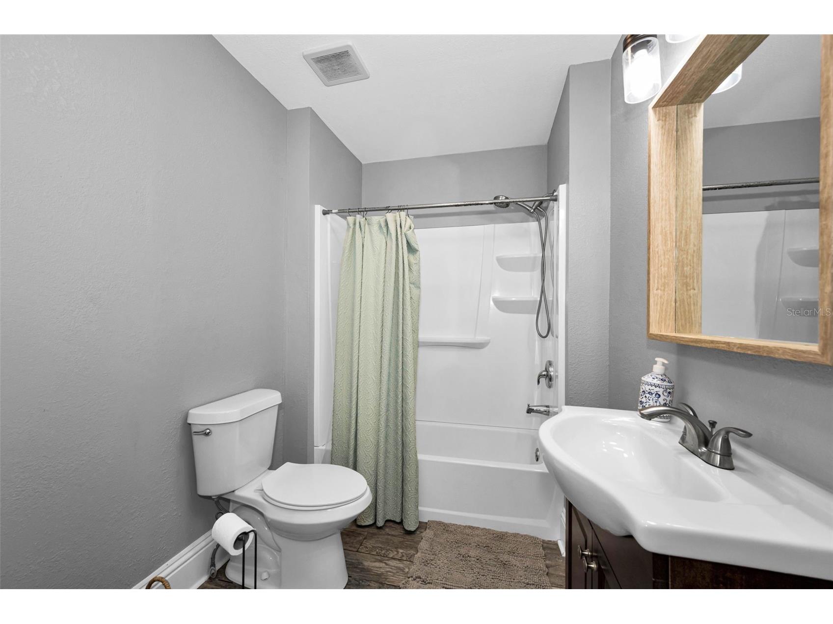 133 N Pinellas Avenue Tarpon Springs FL 34689 W7883780 image50