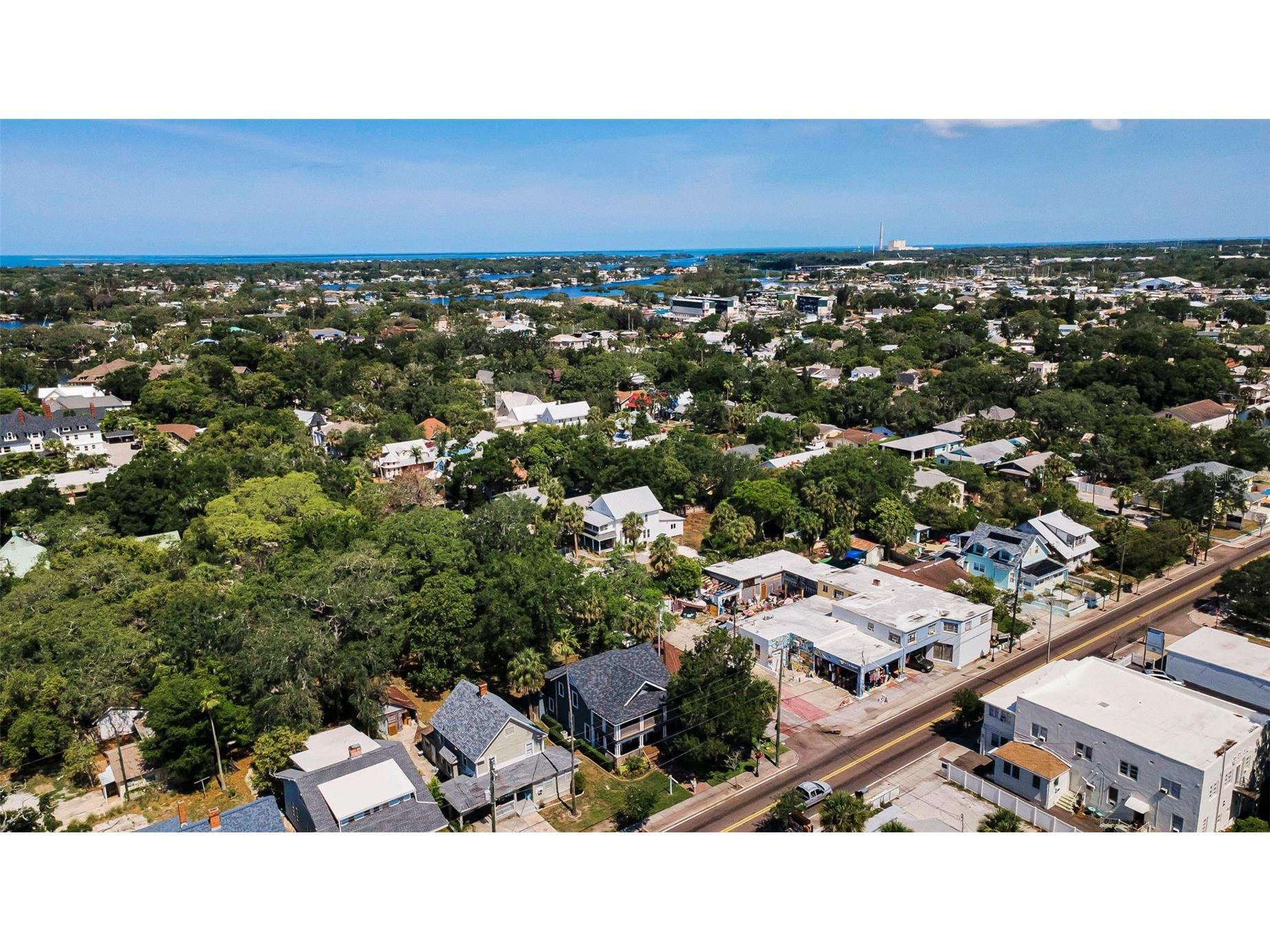 133 N Pinellas Avenue Tarpon Springs FL 34689 W7883780 image57