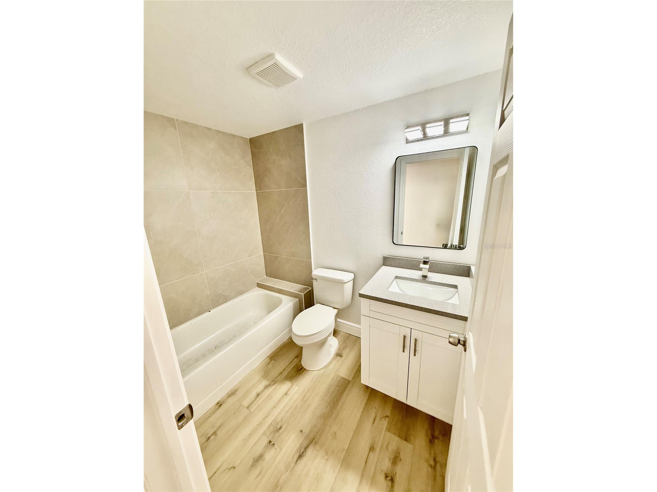 133 Sabal Court #B Oldsmar FL 34677 TB8475994 image5