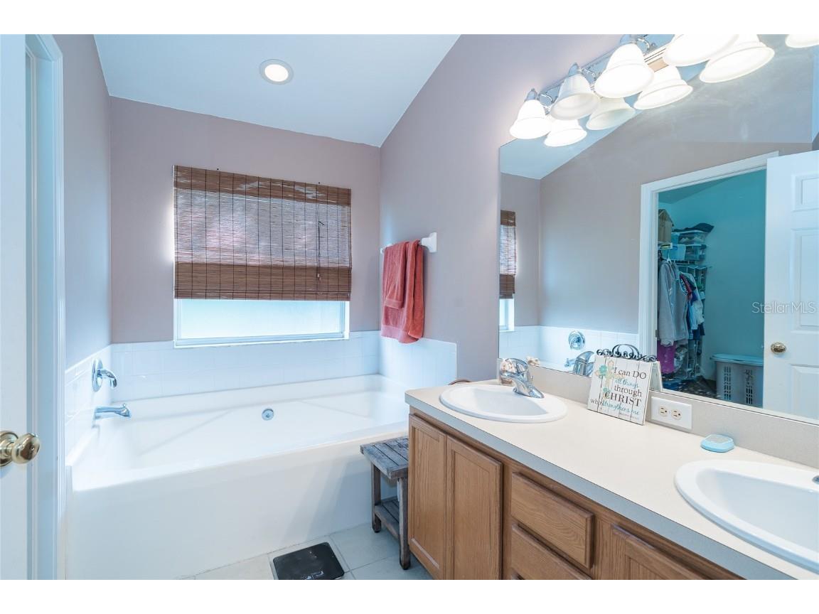 133 Sawtooth Drive Valrico FL 33594 TB8426942 image34