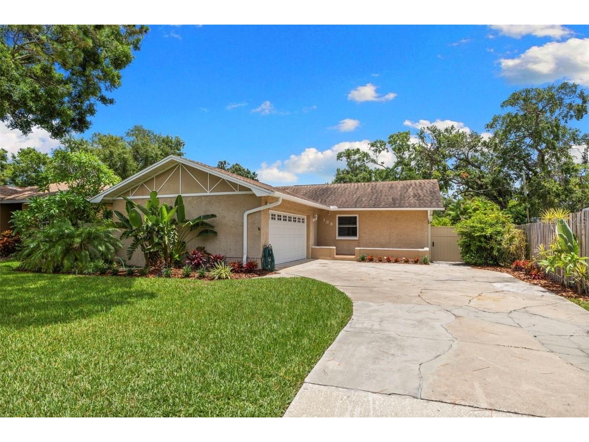 133 SE Madison Circle N Saint Petersburg FL 33703 TB8404654 image1
