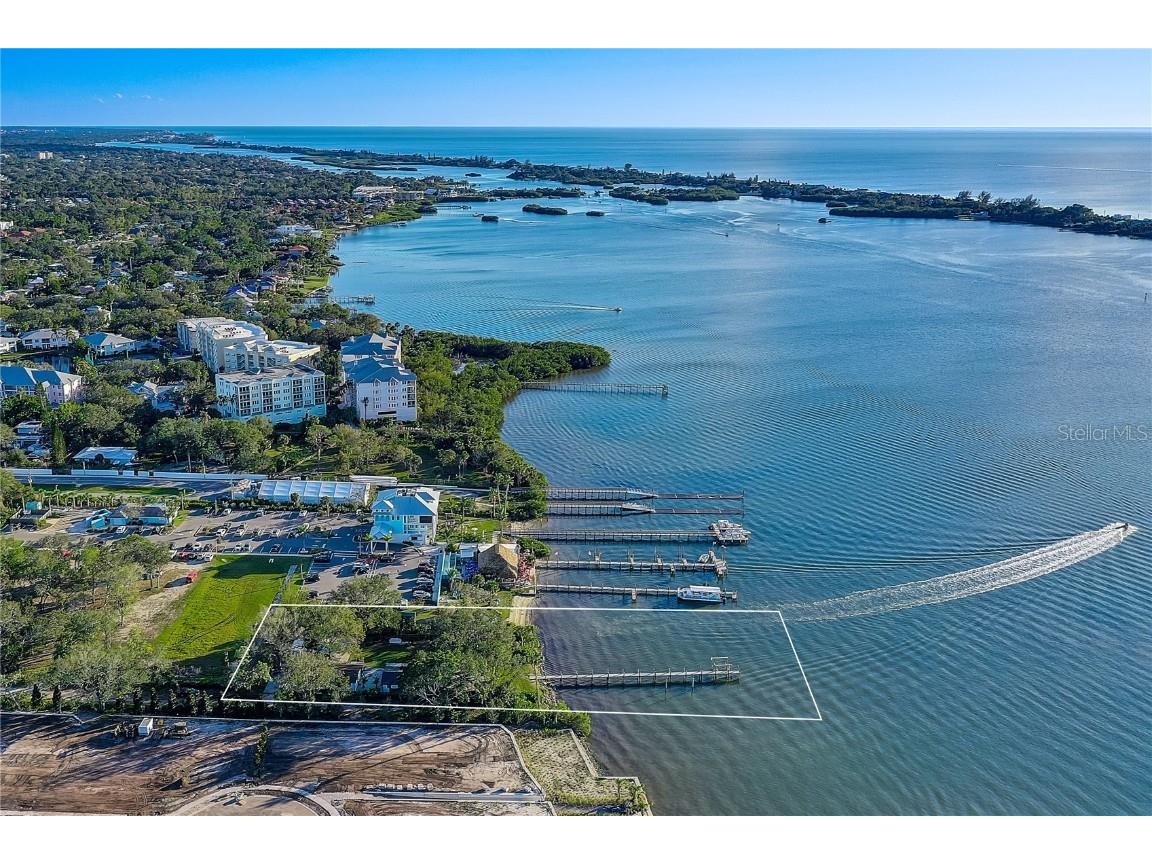 133 W Bay Street Osprey FL 34229 N6125473 image1