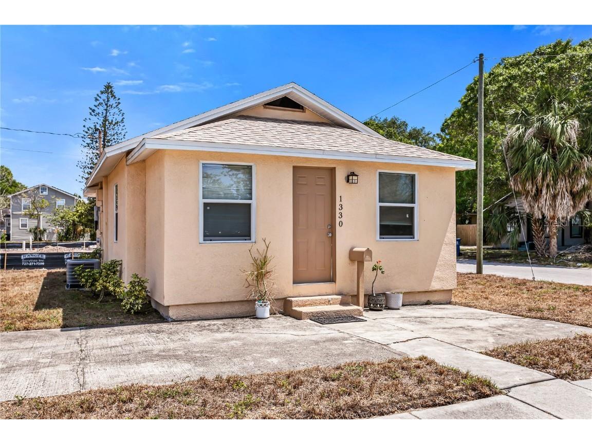1330 21st Street S Saint Petersburg FL 33712 U8195030 image1