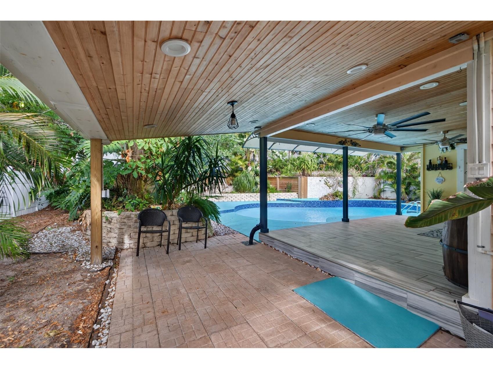 1330 Belcher Drive Tarpon Springs FL 34689 TB8494580 image38