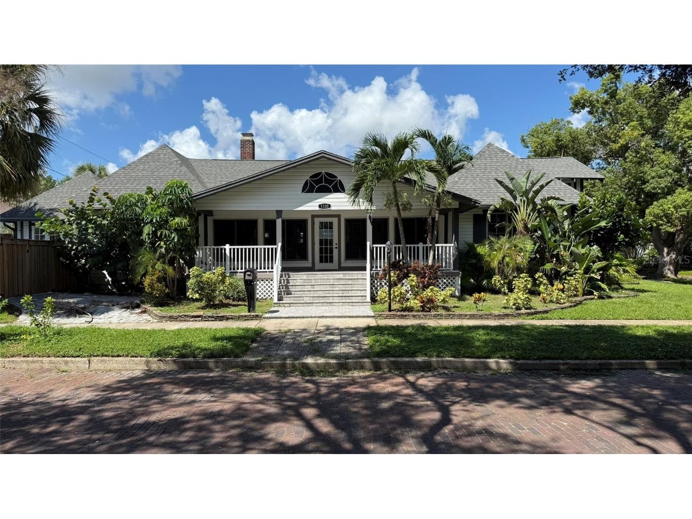 1330 Cherry Street NE Saint Petersburg FL 33701 A4672547 image1