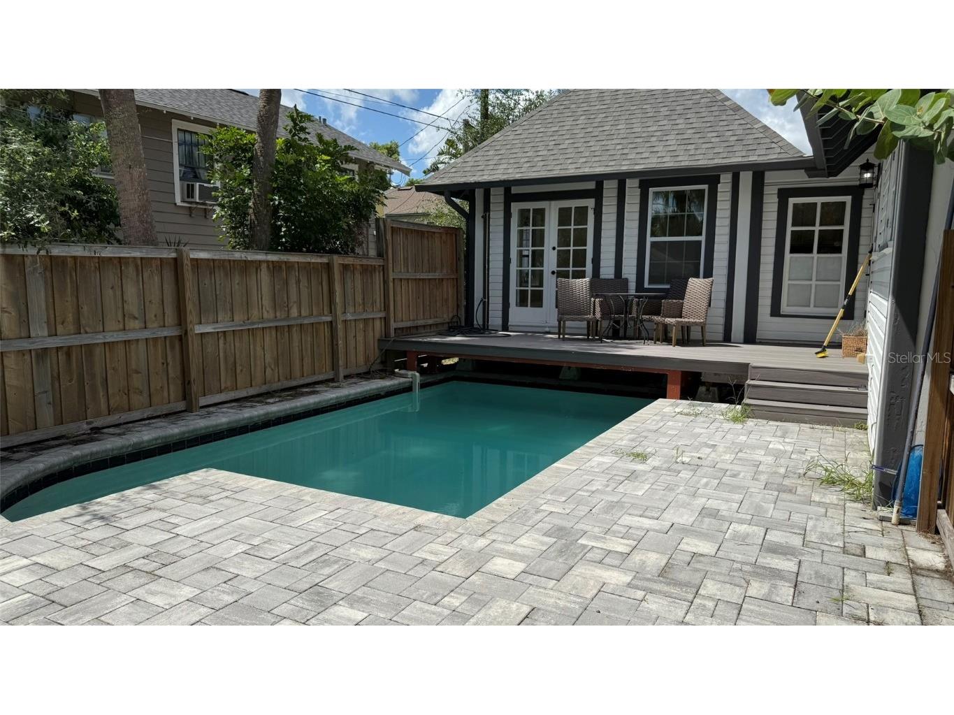 1330 Cherry Street NE Saint Petersburg FL 33701 A4672547 image2