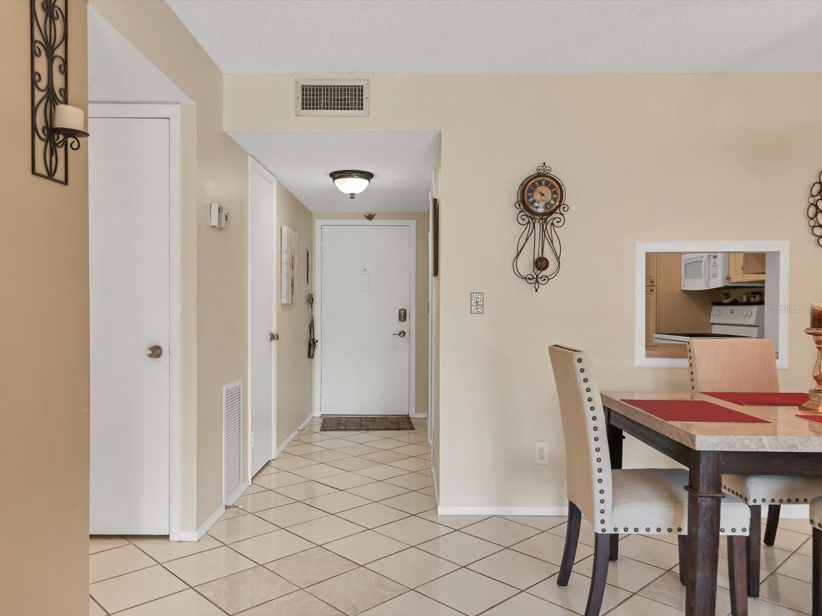 1330 Glen Oaks Drive E #174D Sarasota FL 34232 A4680004 image14