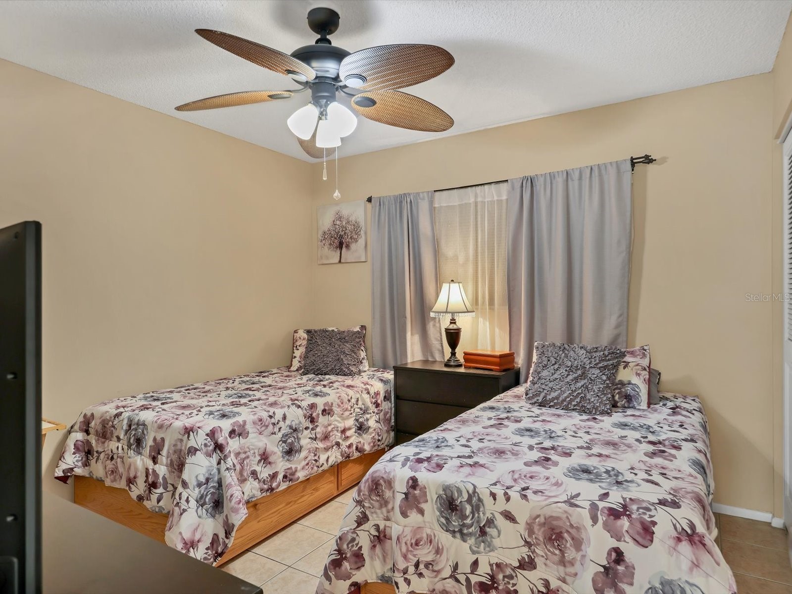 1330 Glen Oaks Drive E #174D Sarasota FL 34232 A4680004 image24