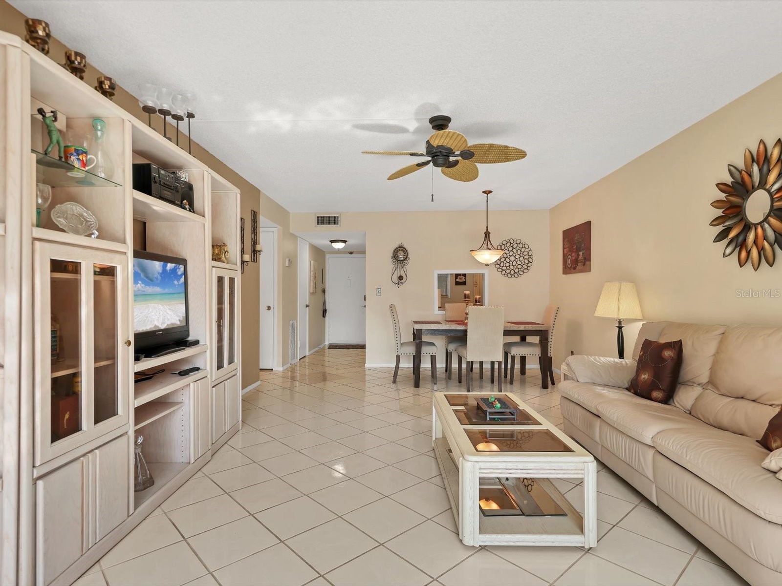 1330 Glen Oaks Drive E #174D Sarasota FL 34232 A4680004 image4