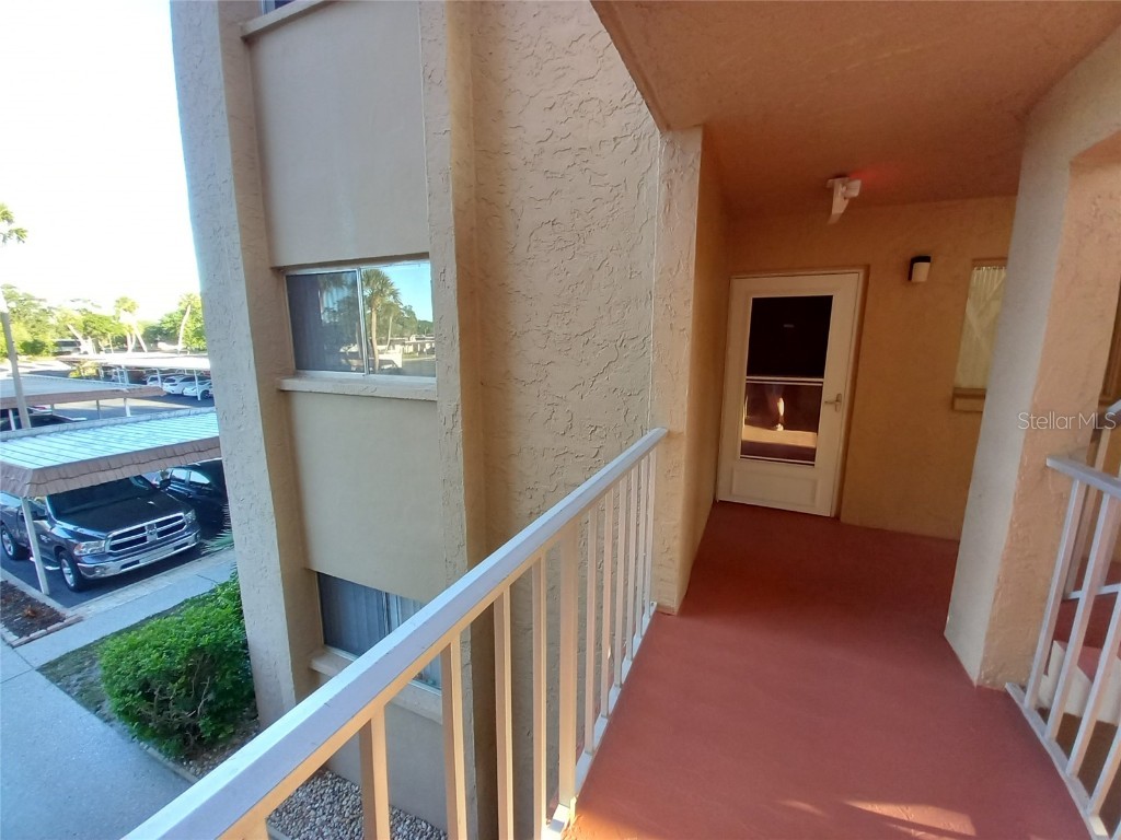 1330 Glen Oaks Drive E #261D Sarasota FL 34232 A4531312 image1