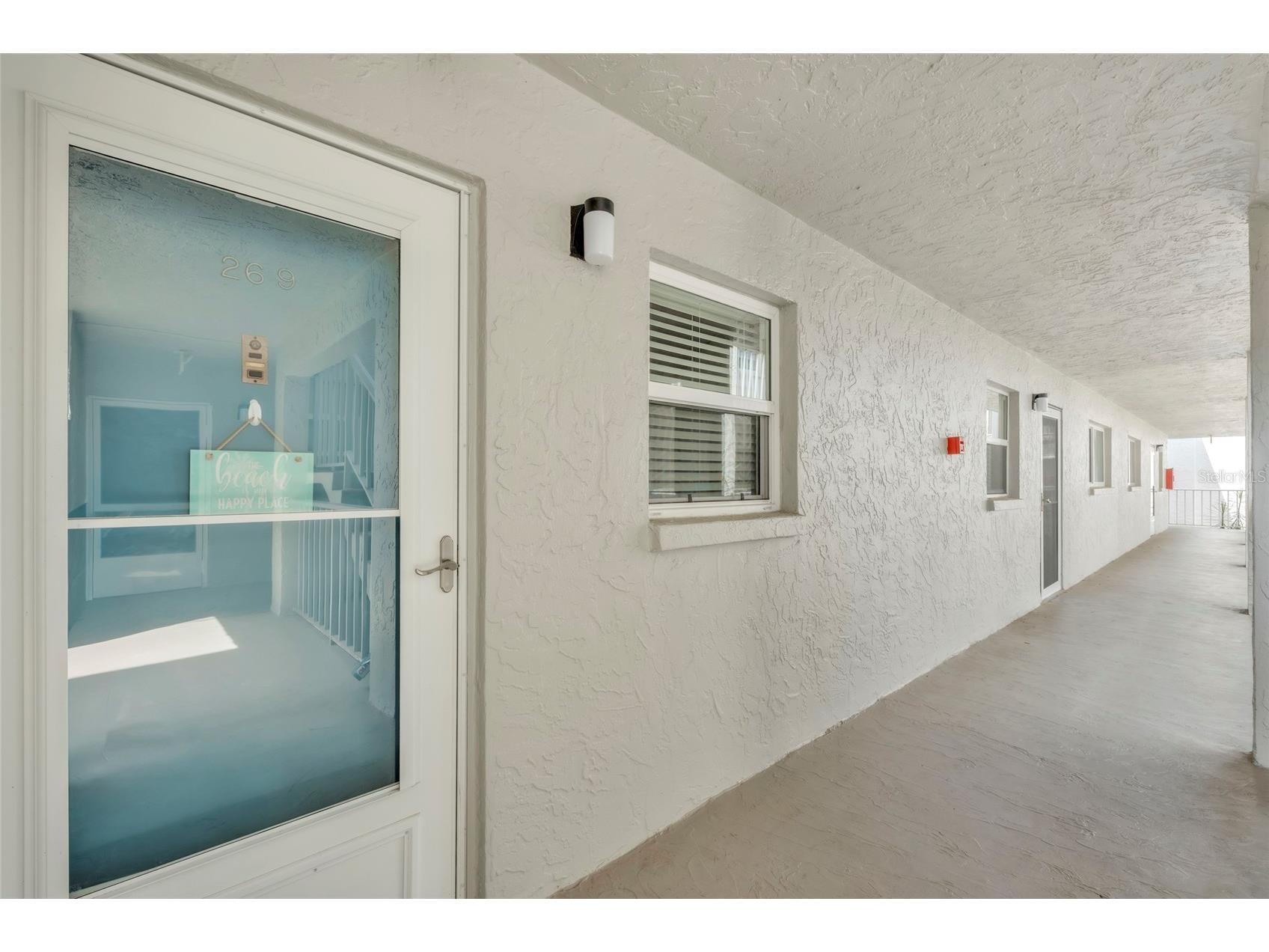 1330 Glen Oaks Drive E #269D Sarasota FL 34232 A4691075 image2