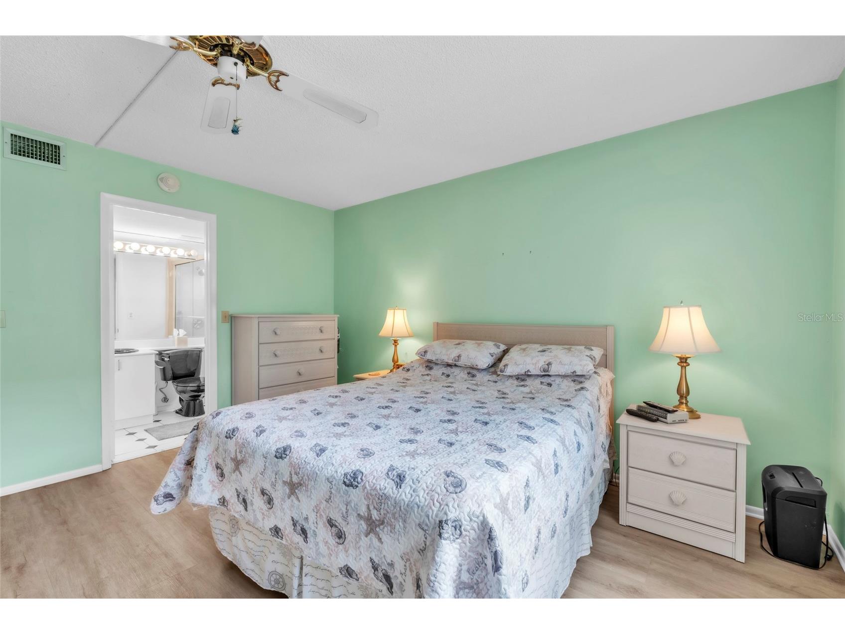 1330 Glen Oaks Drive E #269D Sarasota FL 34232 A4691075 image21