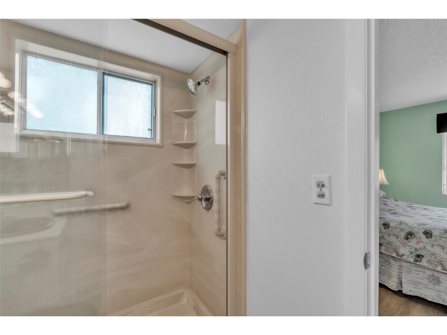 1330 Glen Oaks Drive E #269D Sarasota FL 34232 A4691075 image23