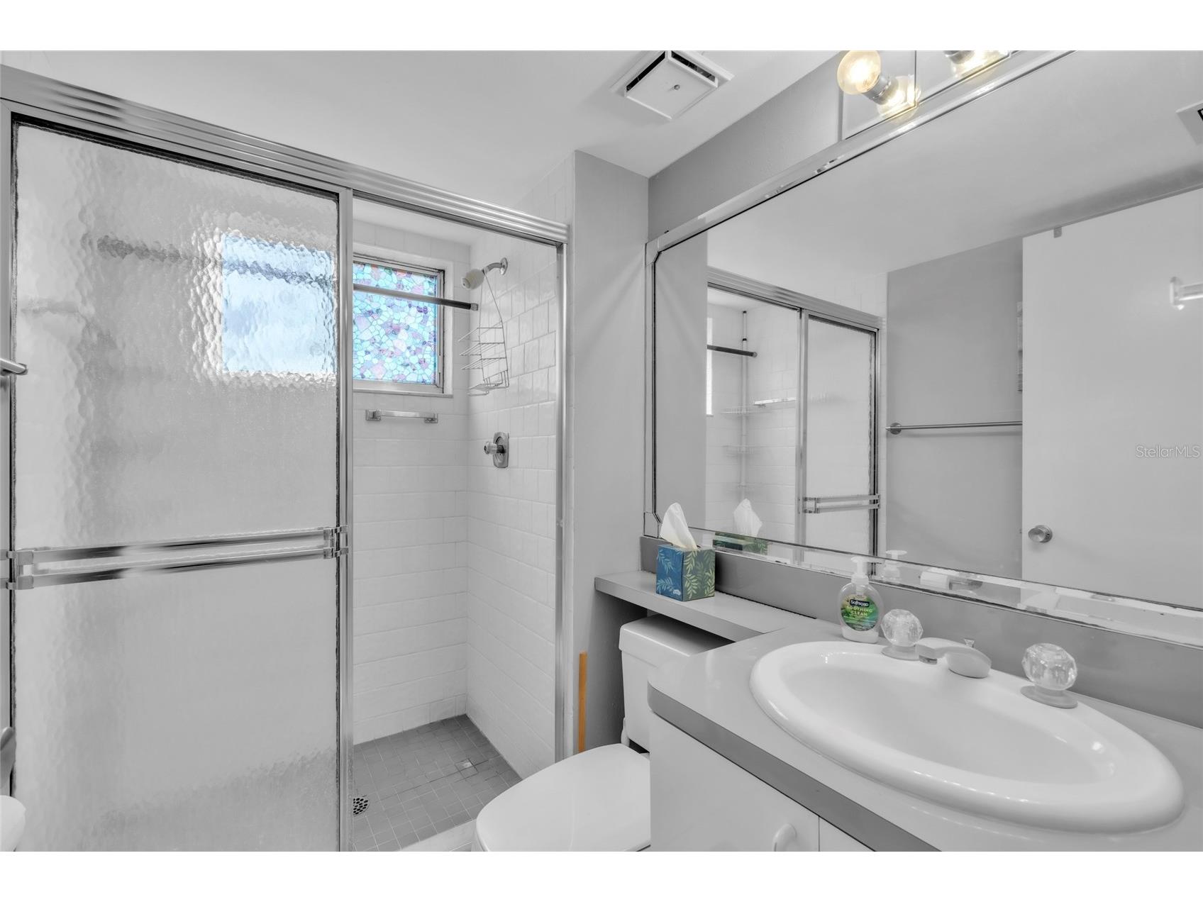 1330 Glen Oaks Drive E #269D Sarasota FL 34232 A4691075 image26
