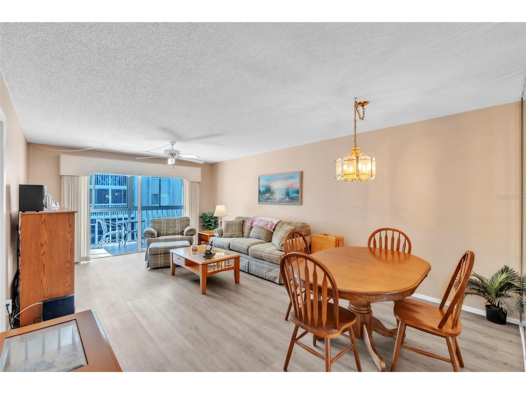 1330 Glen Oaks Drive E #269D Sarasota FL 34232 A4691075 image9